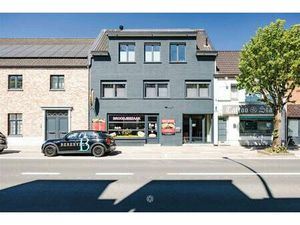 Gebouw gemengd gebruik te koop in Destelbergen