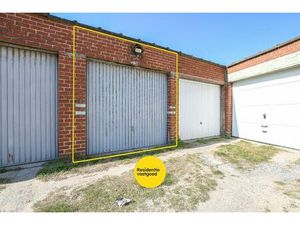 Te koop: garage in de Nuytemanslaan  Blankenberge!