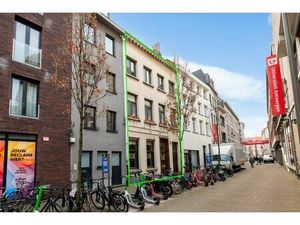 Handelshuis met restaurant en woning in centrum Antwerpen!