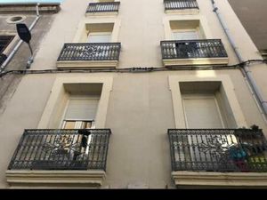 A VENDRE BEZIERS PROCHE CHAMPS DE MARS IMMEUBLE DE RAPPORT