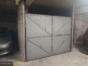 Box spacieux RARE à Paris Michel Bizot (75012) GARDIEN  asc