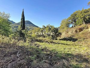 LES ADRETS DE L'ESTEREL - Terrain constructible de 3907 m2 libre