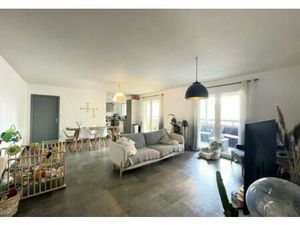 APPARTEMENT P3 avec parking - MANDUEL