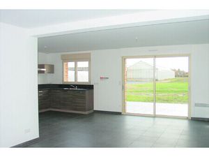 MAISON SEMI INDIVIDUELLE 4CHAMBRES GARAGE