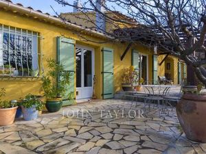 Maison de luxe de 6 pièces en vente à Le Castellet  Provence-Alpes-Côte d'Azur