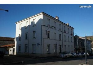 Immeuble gare centre ville très bien entretenu