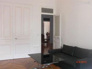 LYON 3 – RUE RABELAIS – 138 m² HAUSSMANNIEN – VOLUMES EXCEPTIONNELS – USAGE HABITATION OU 