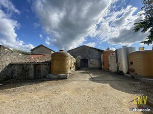 Terrain 28180 m² Puisseguin