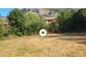 Terrain constructible à Veynes  Hautes-Alpes