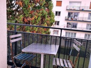 Studio avec balcon vue sur parc