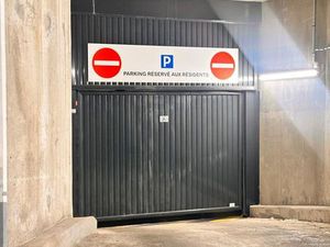 Parking premium sécurisé à 5 minutes de La Défense