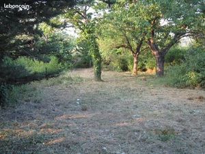Terrain a bâtir a catelnaudary 974 m2 85 000 euros