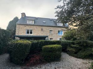 Maison 7 pièces 240 m²