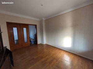 Maison mitoyenne à Russange