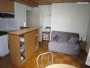 Studio meublé au calme prox. Bus L5 (Danton)