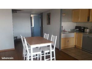 T3 centre ville avec place de parking