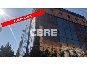 Location Local Professionnel 327m²