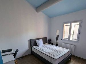 Location appartement 1 pièce 66 m² à Aix-en-Provence (13080)