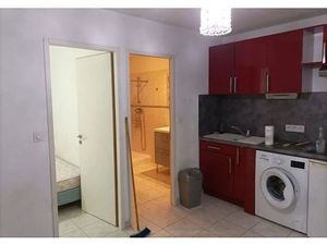 Location appartement 2 pièces 26 m² à Aix-en-Provence (13080)