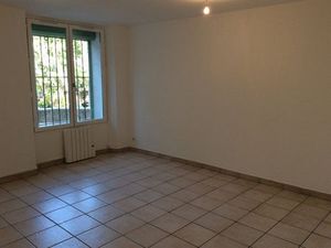 Location appartement 1 pièce 44 m² à Gardanne (13120)