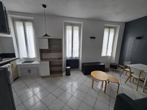 Location appartement 2 pièces 31 m² à Marseille 7 (13007)