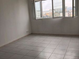 Grand T3 60 m2 le Mail