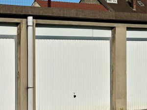 Garage fermé à louer