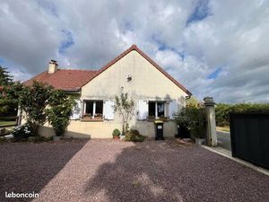 Maison à louer Cléville