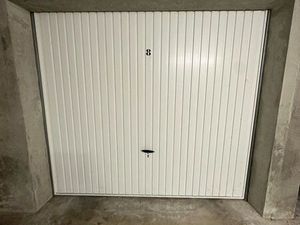 Garage à louer