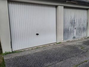 Garage à louer en centre ville Romans sur Isère
