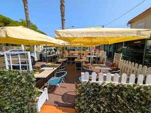 Local commercial + Appartement T4 Emplacement n°1 La Tamari