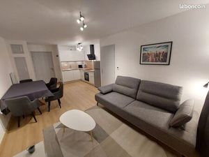 T2 Meublé de 42m² + 5m² de terrasse + parkings couverts