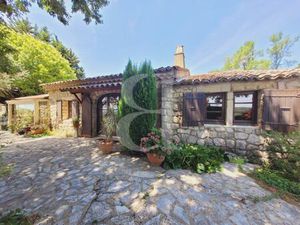 Propriété avec terrain  piscine  vue et maison d'amis à La Ga
