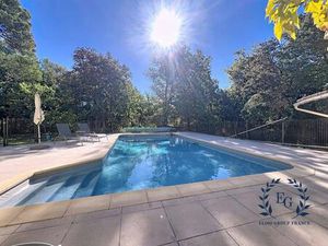 Maison de luxe 4 chambres en vente à Besse-sur-Issole  France