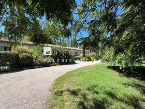 Maison de luxe de 207 m2 en vente Mollégès  France