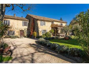 Vente maison - 10 pièce(s)