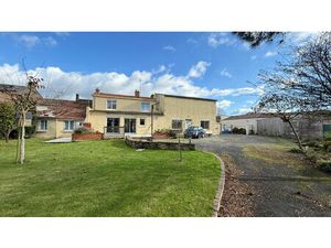 Vente maison 5 pièces  150.00m²  Bellevigny