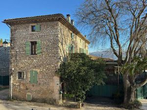 Verfeuil Propriété de Caractère en Pierre et Loft d'Archi