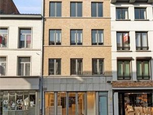 HANDELSRUIMTE TE HUUR MIDDEN IN HET STADSCENTRUM VAN SINT-TRUIDEN