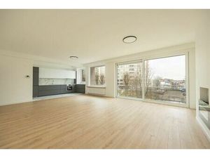 Appartement met 3 slpk en ruim terras