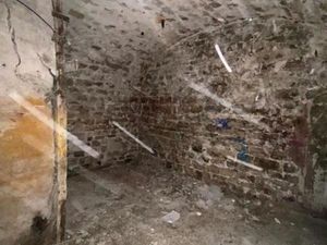 Cave bas Ménilmontant