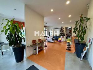 BUREAUX - A LOUER - 480 m² en duplex - LYON 1