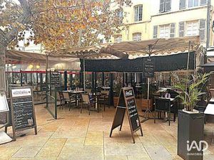 Vente Bureaux et commerces à Aix-en-Provence (13080) : à vendre / 80m² Aix-en-Provence