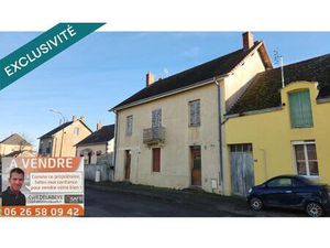 Appartement F3 situé au rez-de-Chaussée dans une maison