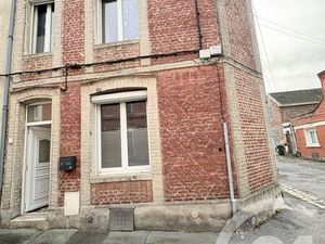 Maison à vendre - 5 pièces - 123 20 m2 - St Quentin - 02 - PICARDIE