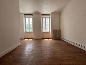 Vente immeuble 136m2 Naucelle 12800 - 77000 € - Surface Privée