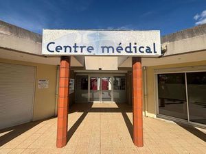 Location local industriel 2 pièces 40 m² à Cornebarrieu (31700)