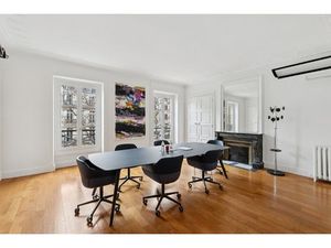 Location Local Professionnel 119m²