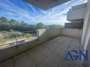 À VENDRE : APPARTEMENT 2 PIÈCES DE 42 6M² À JUVIGNAC AVEC TE