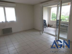 À VENDRE : APPARTEMENT 2 PIÈCES 47 70M² AVEC TERRASSE ET PARK